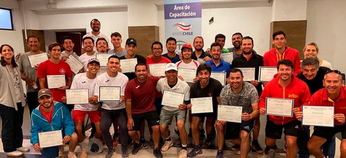 En el Stadio Italiano se realizó el Segundo Curso Play Tennis de esta temporada