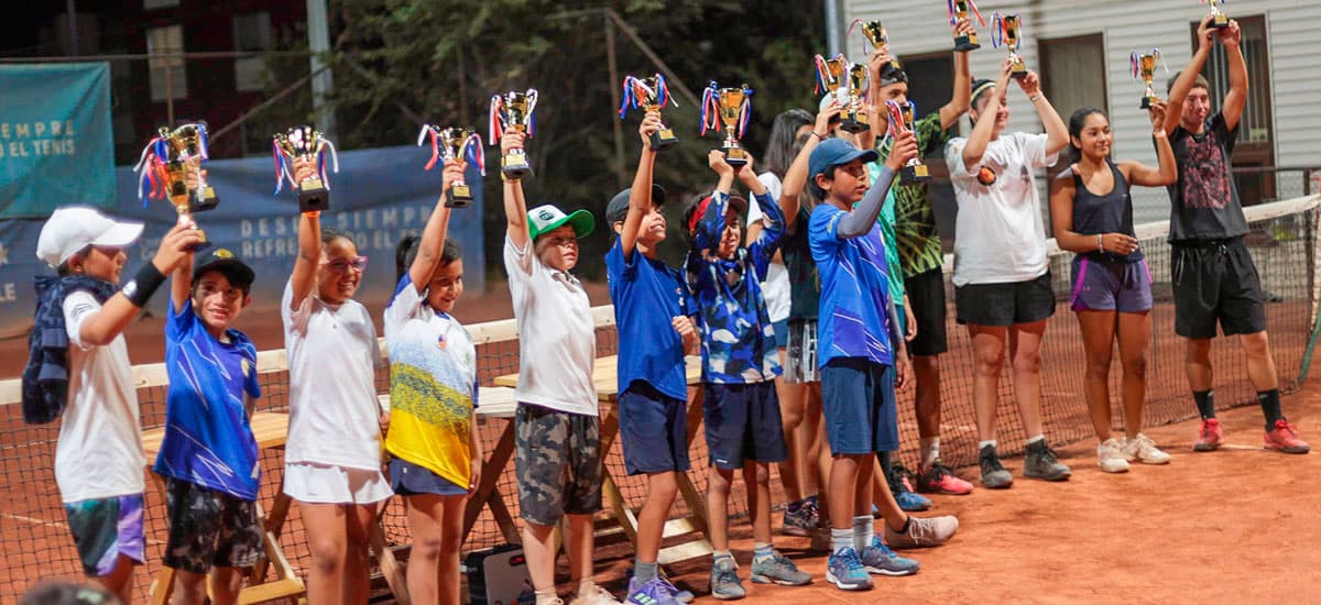 Una entretenida jornada puso fin al Nacional de Tenis Escolar Federado