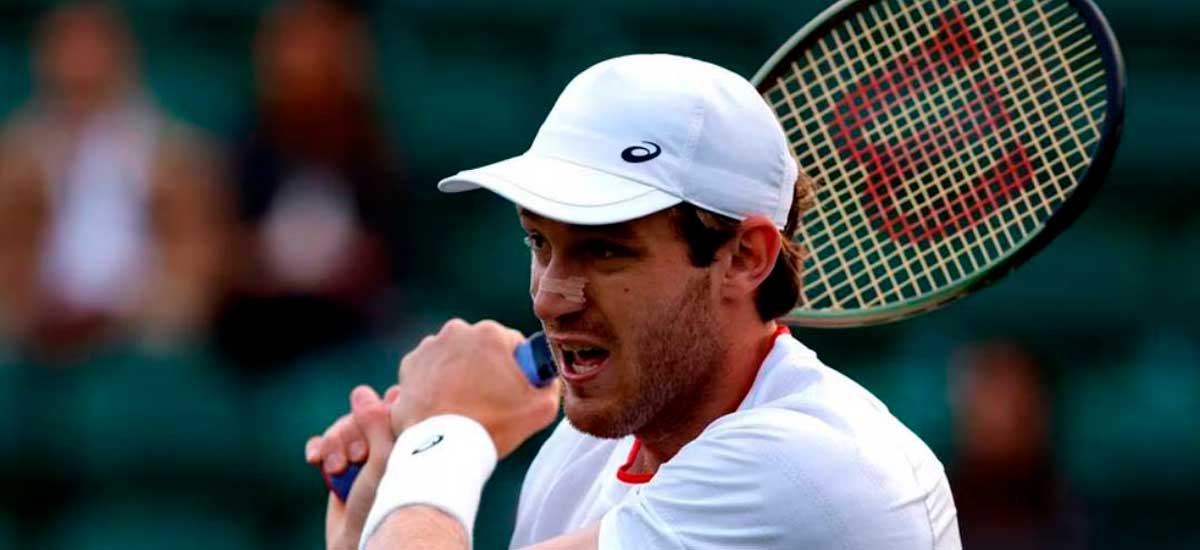 Nicolás Jarry vino de atrás para avanzar a segunda ronda en Wimbledon