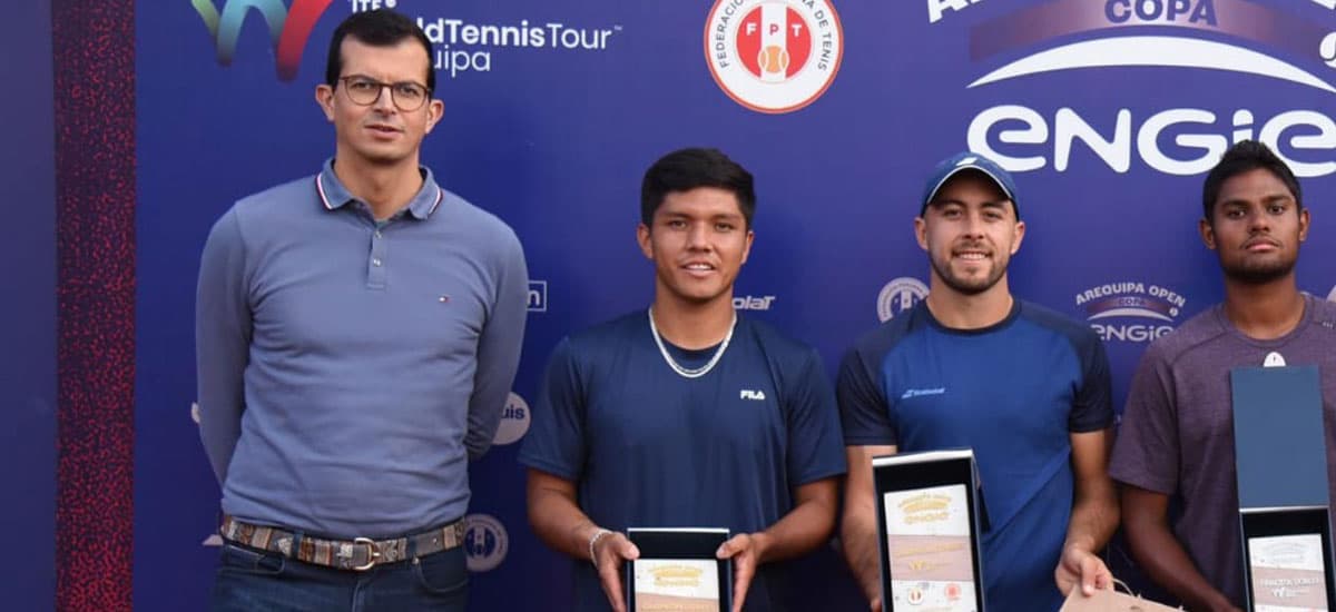 Oreja y rabo para Soto en Perú: campeón singles y dobles en Arequipa