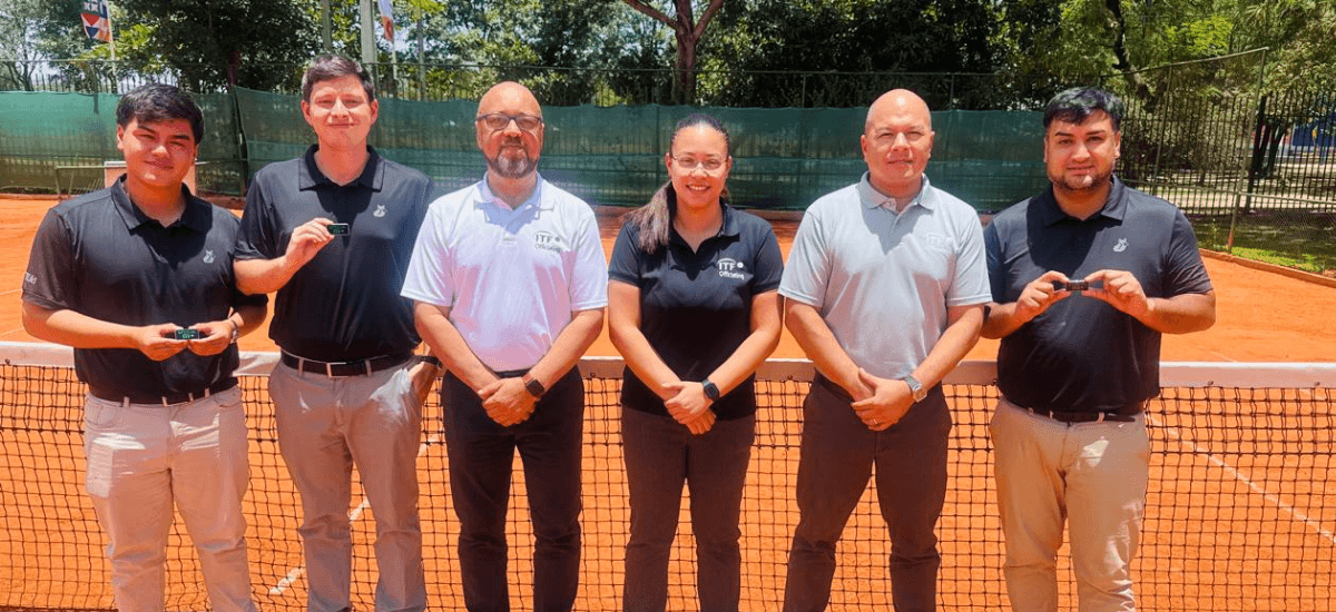 Tres árbitros chilenos aprueban curso ITF Green Badge en Paraguay