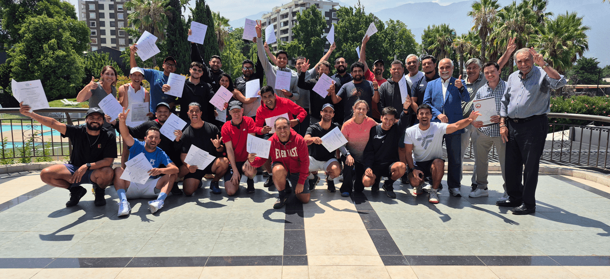 Finalizó con éxito el Curso Nivel 2 ITF para entrenadores